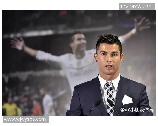 足球明星们热议C罗的传奇生涯与未来发展方向分析