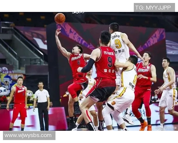 广州篮球队以60分稳居选拔赛积分榜首位展现强劲实力